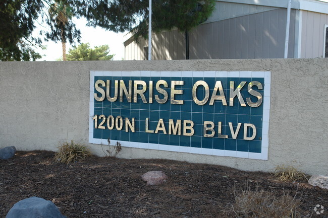 Building Photo - Sunrise Oaks