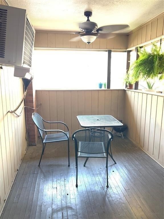 Foto del edificio - 2022 Branard St