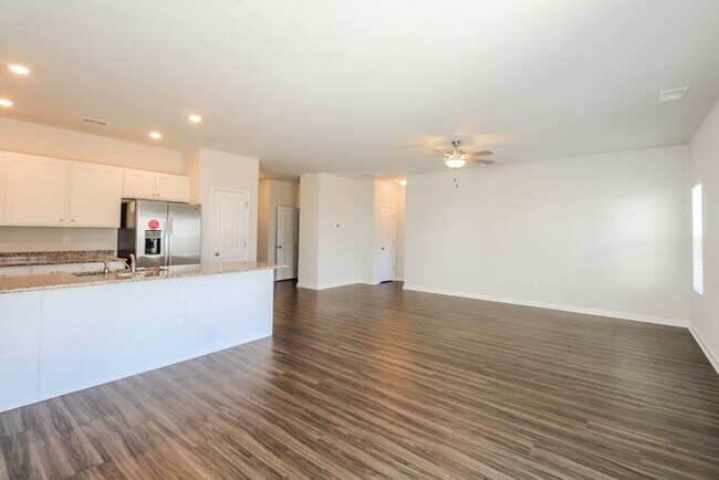 Building Photo - 367 Augustine Dr