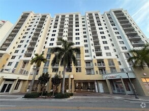 Building Photo - 1830 Radius Dr