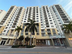 Building Photo - 1830 Radius Dr