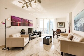 Building Photo - 325 S Biscayne Blvd