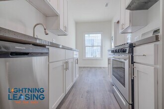 Building Photo - 403 N Ogden Dr