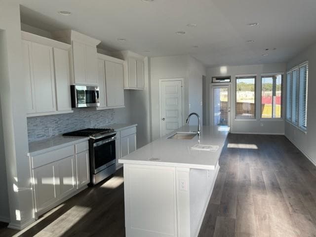 Building Photo - 832 Azul Lagoon Dr