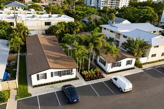 Building Photo - 3210 Canal Dr