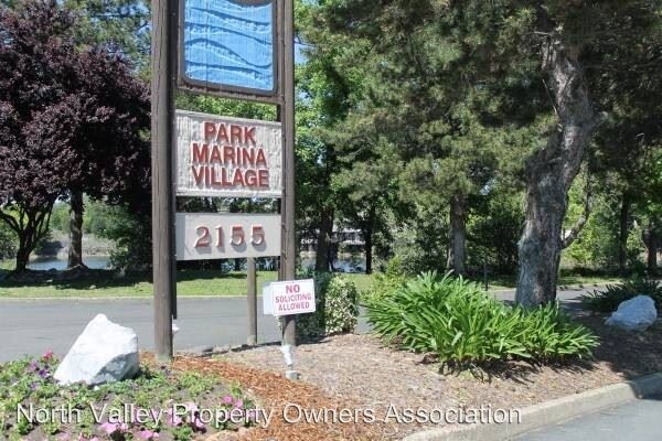 Building Photo - 2155 Park Marina Dr