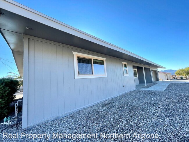 Building Photo - 2 br, 2 bath House - 3060 McCulloch Blvd N.