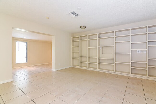Building Photo - 8512 Misty River Ct
