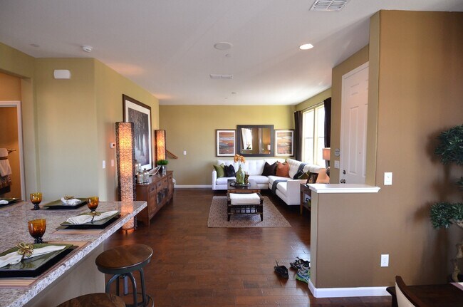 Building Photo - Beautiful East Davis Home