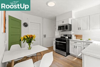 Building Photo - Furnished Bedroom in Jamaica Plain Building Photo - Furnished Bedroom in Jamaica Plain