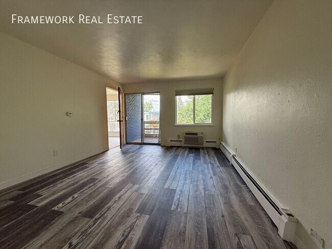 Foto del edificio - 1681 Reed St