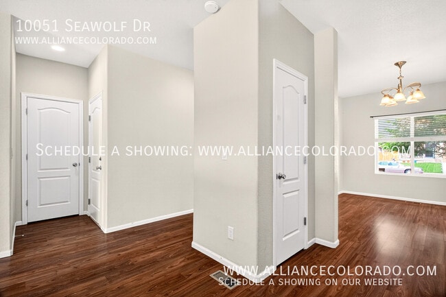 Building Photo - 10051 Seawolf Dr