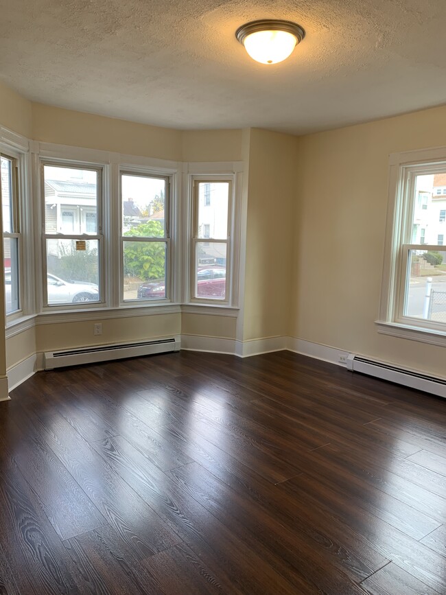 Foto del edificio - 73 Gooding St