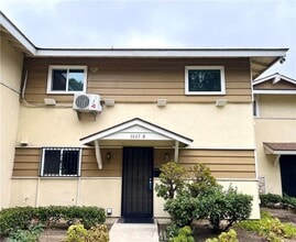 Building Photo - 1665 Greencastle Ave