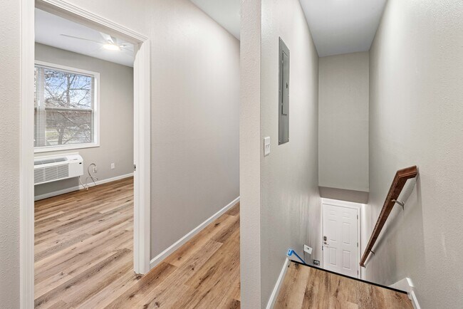 Foto del edificio - 1118 Bertrand St