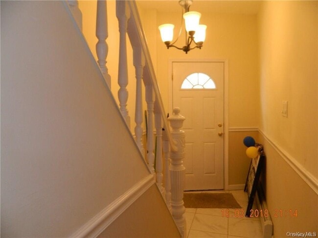 Building Photo - 1182 E Tremont Ave