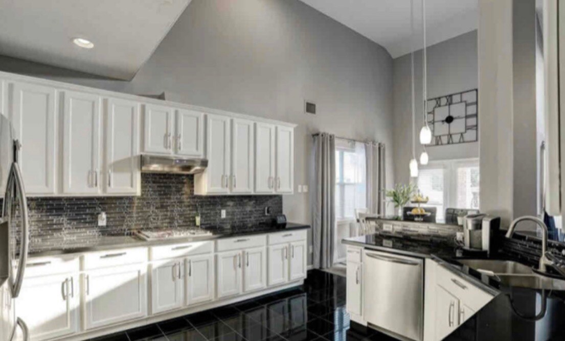 Foto del edificio - 313 Marina Oaks Ct