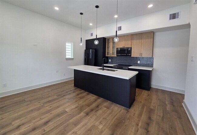 Foto del edificio - 9821 Turnbow St