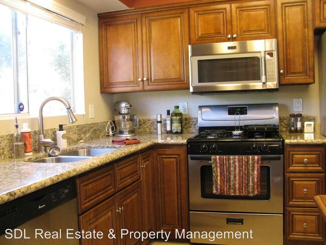 Foto del edificio - 31717 Corte Cardenas