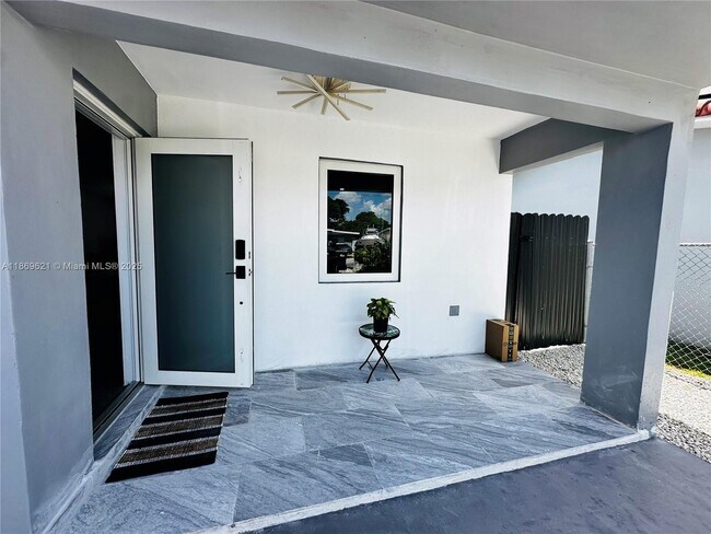 Foto del edificio - 1543 SW 74th Ct