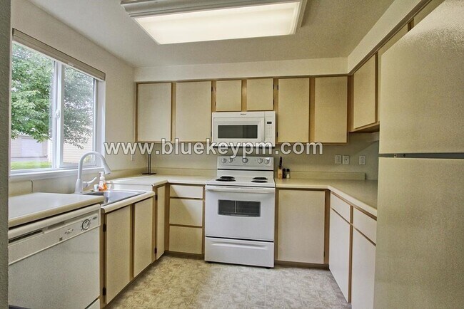 Foto del edificio - 13216 NE Salmon Creek Ave