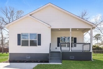 Building Photo - 8516 Kellett St