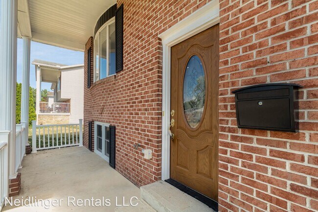 Building Photo - 3 br, 2 bath House - 604 D Street