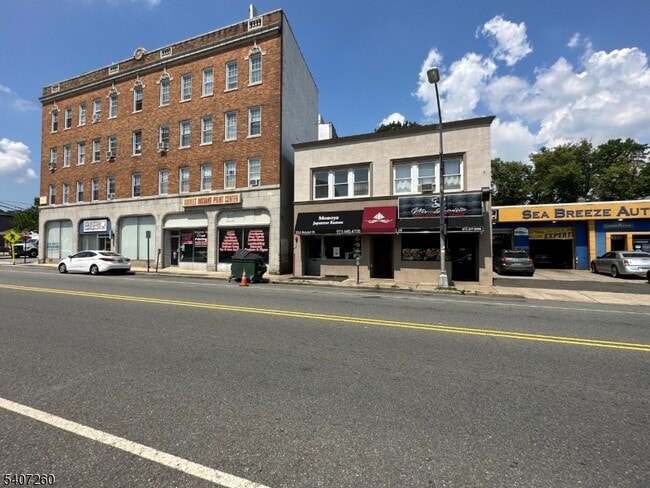 Building Photo - 336 Broad St