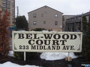 Building Photo - 233 Midland Ave
