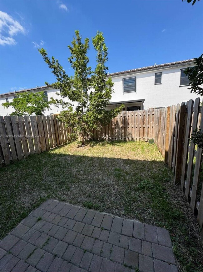 Building Photo - 11869 SW 246 Terrace