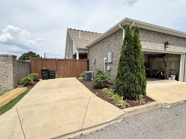 Photo - 155 Spade Leaf Boulevard Unit Apartment