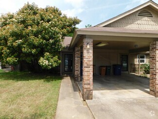Building Photo - 7800 Brodie Ln
