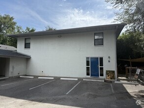 Building Photo - 1022 SW 4th Ave