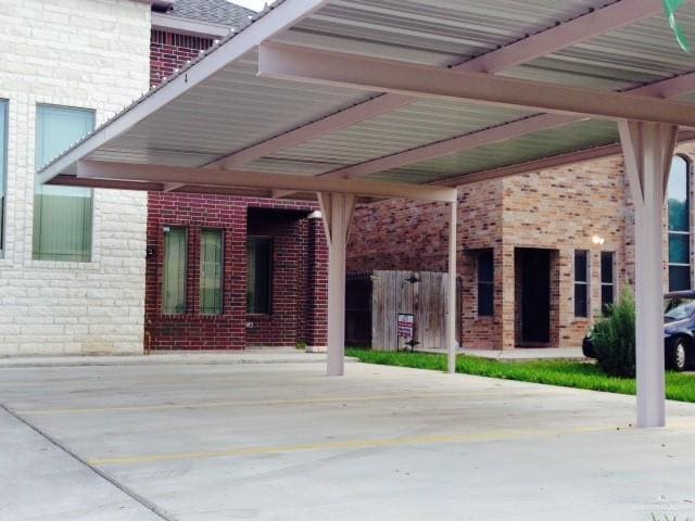 Building Photo - 25 W Fig Ave