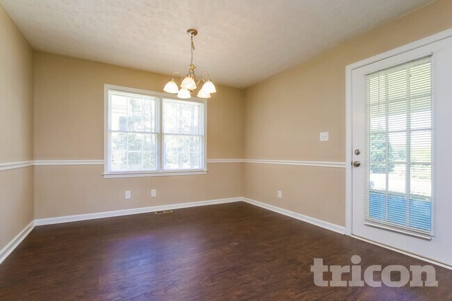Building Photo - 2318 Lawrenceville-Suwanee Rd