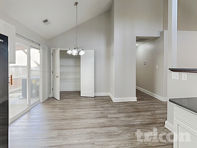Building Photo - 4818 Samuel Richard St