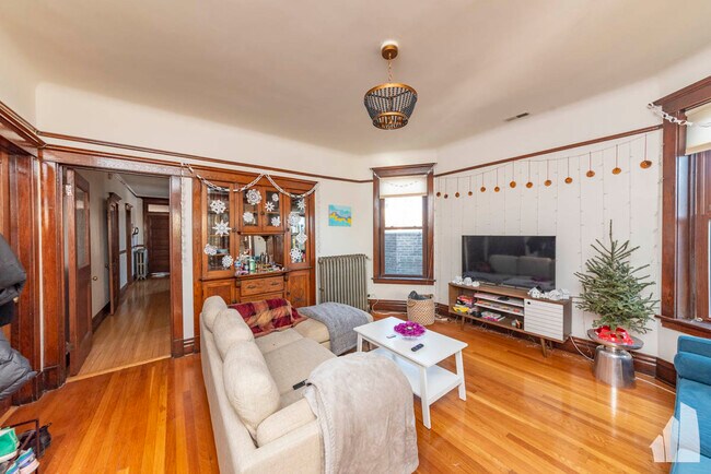 Foto del edificio - 842 W Waveland Ave