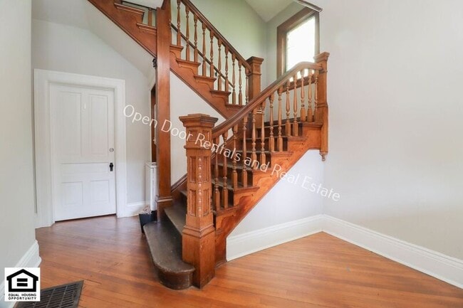 Foto del edificio - 1101 Lake Ave