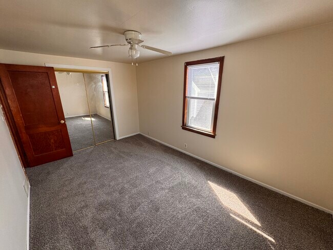 Foto del edificio - 1321 Manitoba Ave