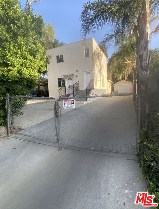 Building Photo - 8448 Fenwick St