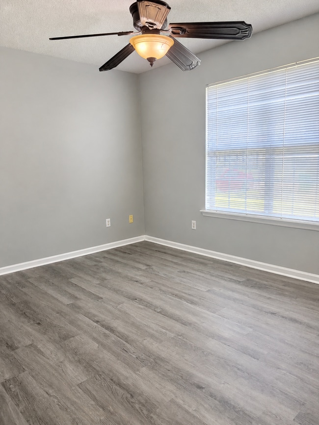 Building Photo - 3107 Wingfield Way