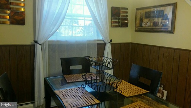 Foto del edificio - 1524 Florida Ave