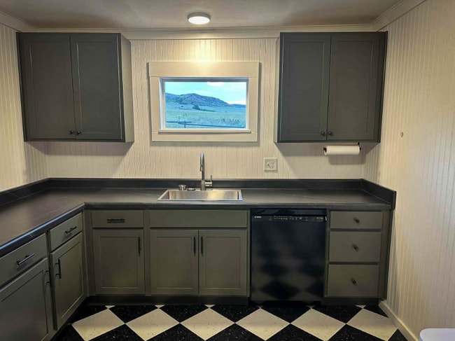 Building Photo - 1606 Indian Creek Frontage Rd Building Photo - 1606 Indian Creek Frontage Rd