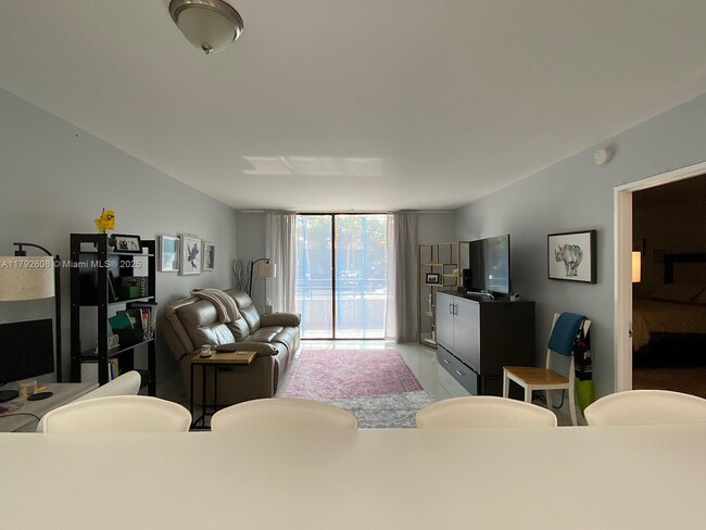 Building Photo - 500 Three Islands Boulevard