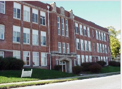 Foto del edificio - Park School Apartments