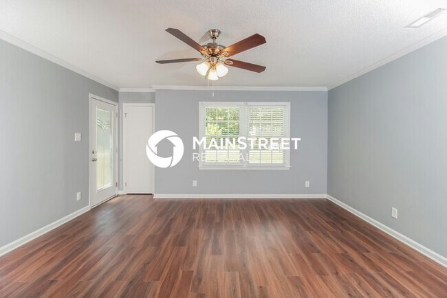 Foto del edificio - 3 Bedroom Pet-Friendly Home in GREENSBORO, NC with Main Street Renewal