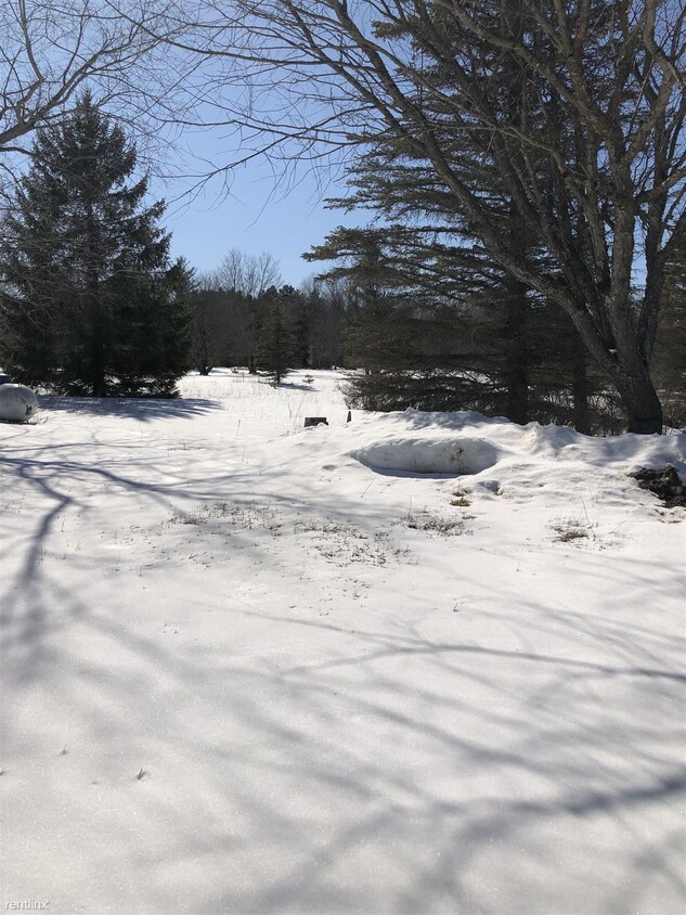 Foto del edificio - 1 br, 1 bath Mobile Home - 4823 Beebe Rd V...