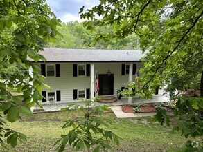 Building Photo - 212 Georgetown Rd