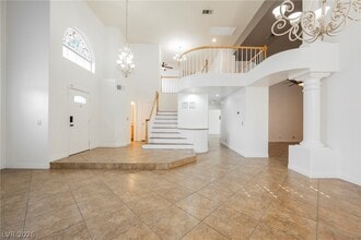 Building Photo - 7628 Spruce Run Ct