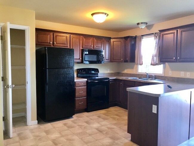 Foto del edificio - 719 Gregs Dr